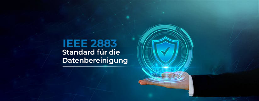 Bild mit Laptop und Text, der den IEEE 2883-Standard für die Desinfektion zeigt